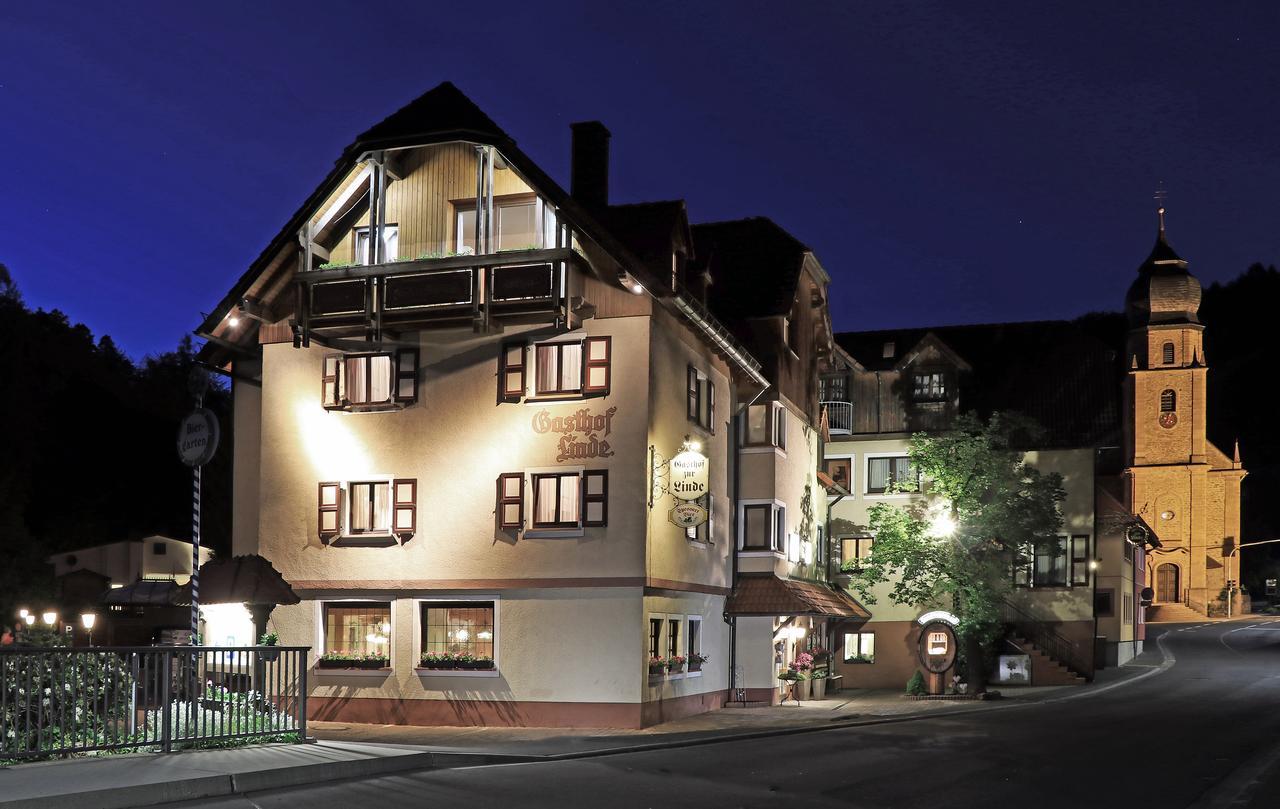 Landgasthof Zur Linde Heimbuchenthal Екстериор снимка