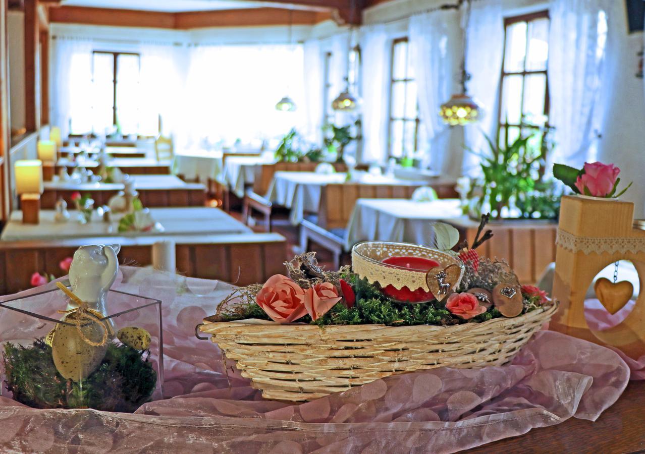 Landgasthof Zur Linde Heimbuchenthal Екстериор снимка